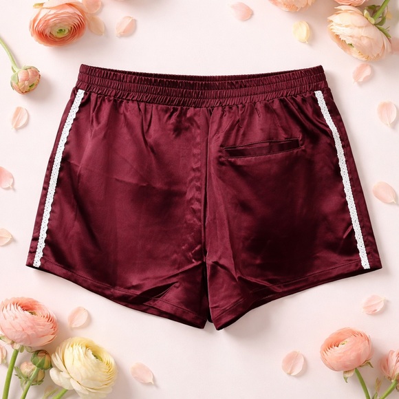 Le Lis Women’s Satin Athletic Shorts - Burgundy nwt - Picture 3 of 4